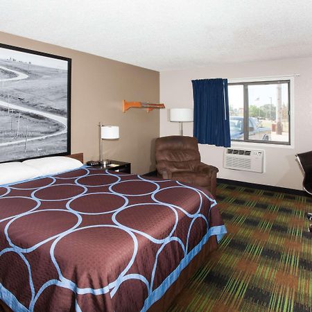 Super 8 By Wyndham Keokuk Hotel Exterior photo