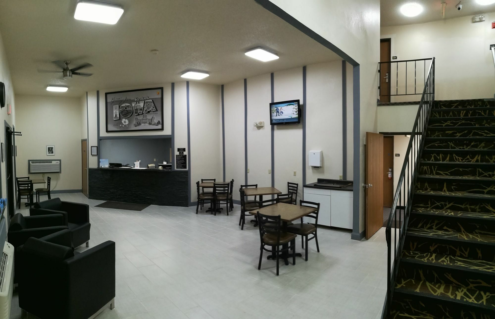 Super 8 By Wyndham Keokuk Hotel Exterior photo